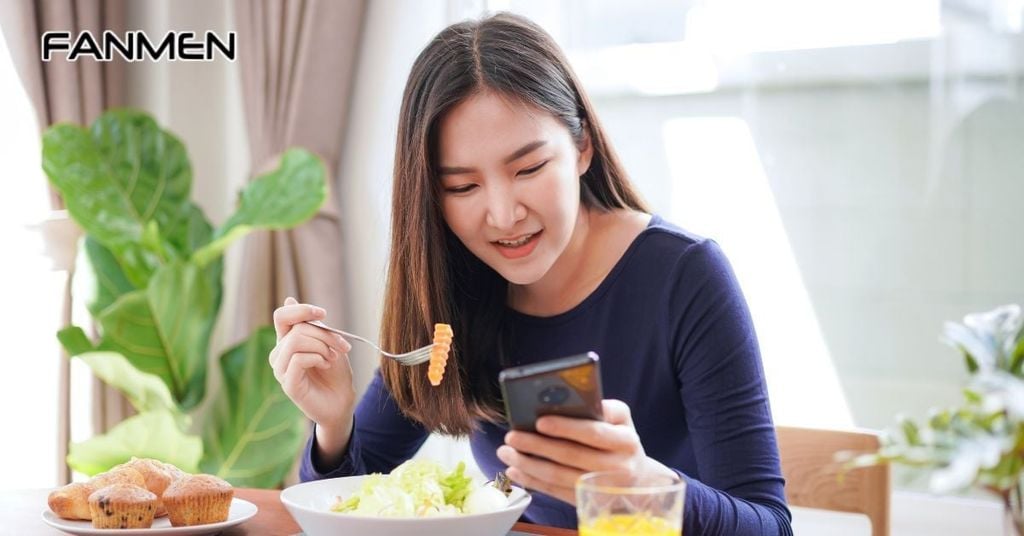 Bắt đầu bằng một lời chào thông minh, tạo thiện cảm khi bắt chuyện