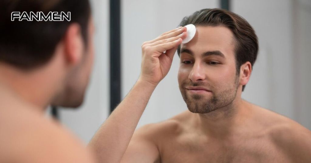 Cách sử dụng nước tẩy trang cho da dầu mụn nam đúng cách