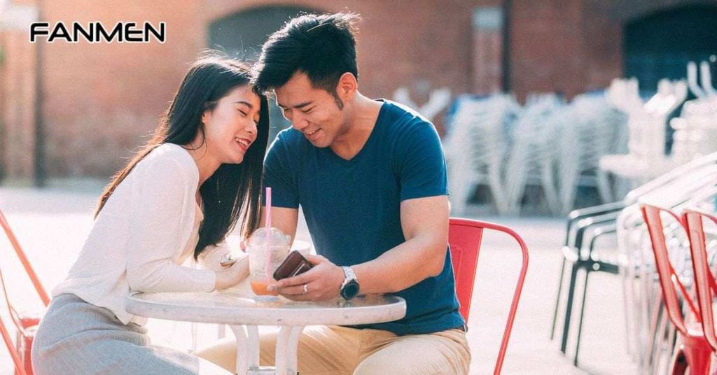 Có nên kể chuyện cười tán gái không?