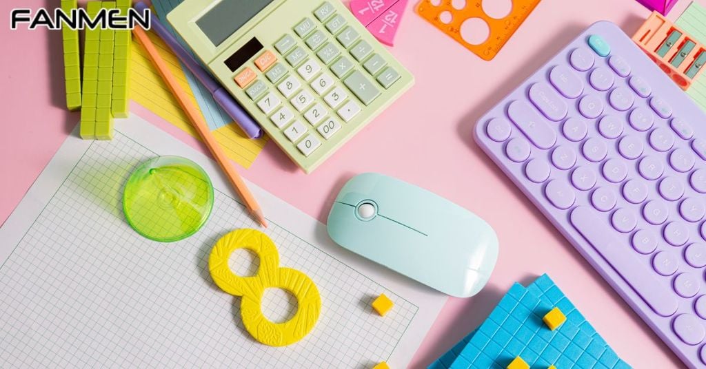 Tặng đồ dùng học tập