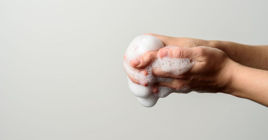 nam giới có nên dùng dung dịch vệ sinh