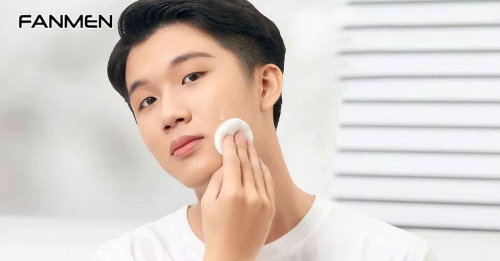 Cách giảm nhờn cho da mụn nam giới bằng&nbsp;toner