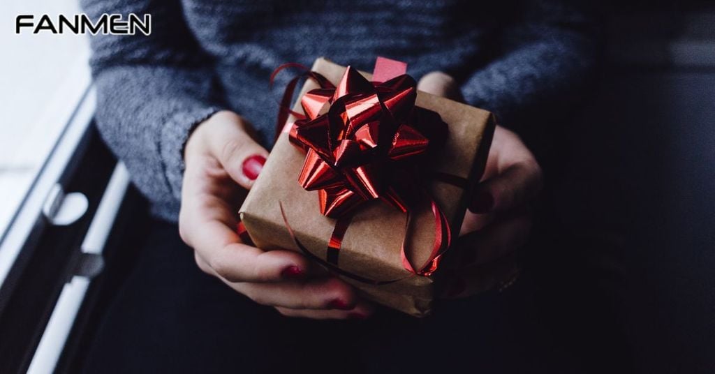 Nên tặng quà cho crush vào những dịp nào?
