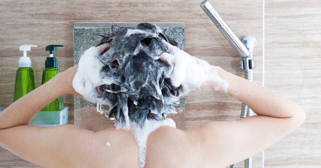 Cách để tóc hai mái nam