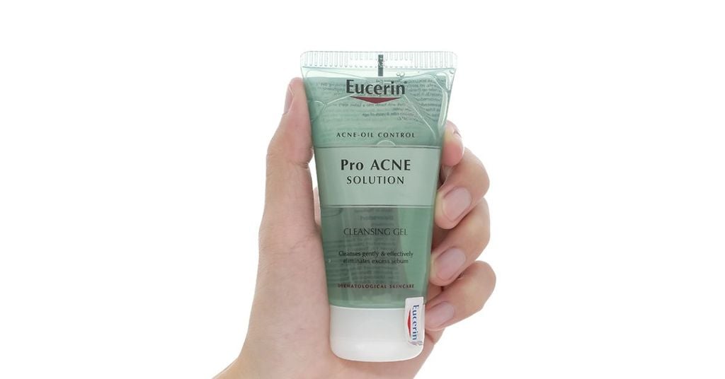Sữa rửa mặt trị mụn cho nam da nhạy cảm Eucerin ProAcne Cleansing Ge