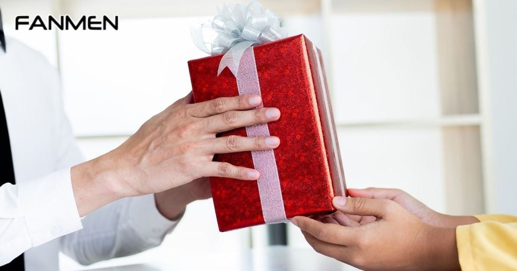 Những lưu ý khi chọn quà sinh nhật cho nam 12 tuổi bạn cần biết