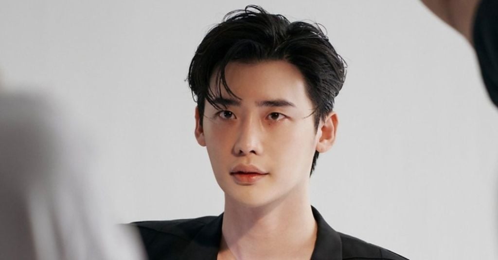 Cách uốn tóc bằng máy duỗi cho nam