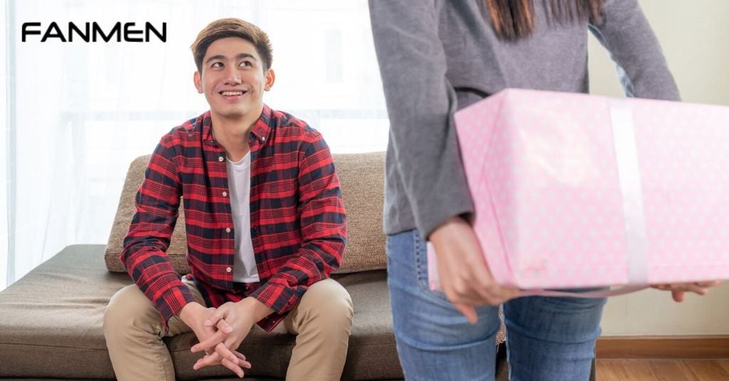 Hướng dẫn cách tặng quà cho bạn trai độc đáo, khó quên
