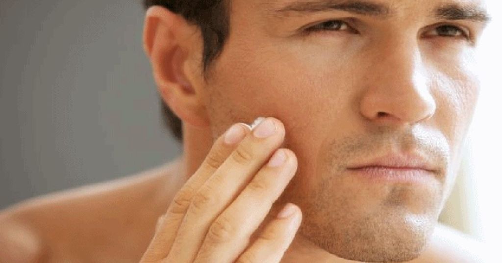 Nguyên Nhân Khiến Bạn Sở Hữu Làn Da Hỗn Hợp Thiên Khô