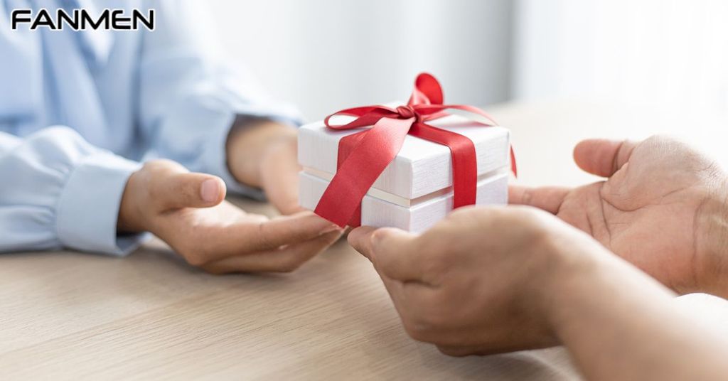 Những điều cần lưu ý khi tặng quà cho nam Kim Ngưu