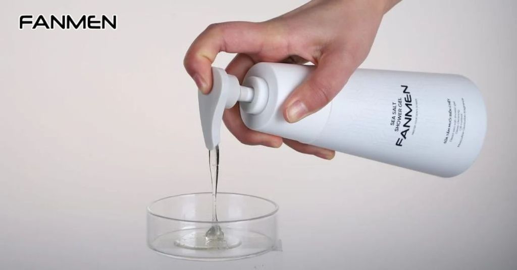 Tắm trắng toàn thân tại nhà cho nam bằng sữa tắm Fanmen