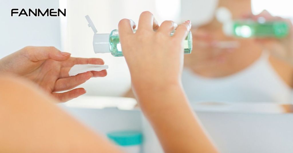 Nên Dùng Toner Hay Nước Cân Bằng Da?