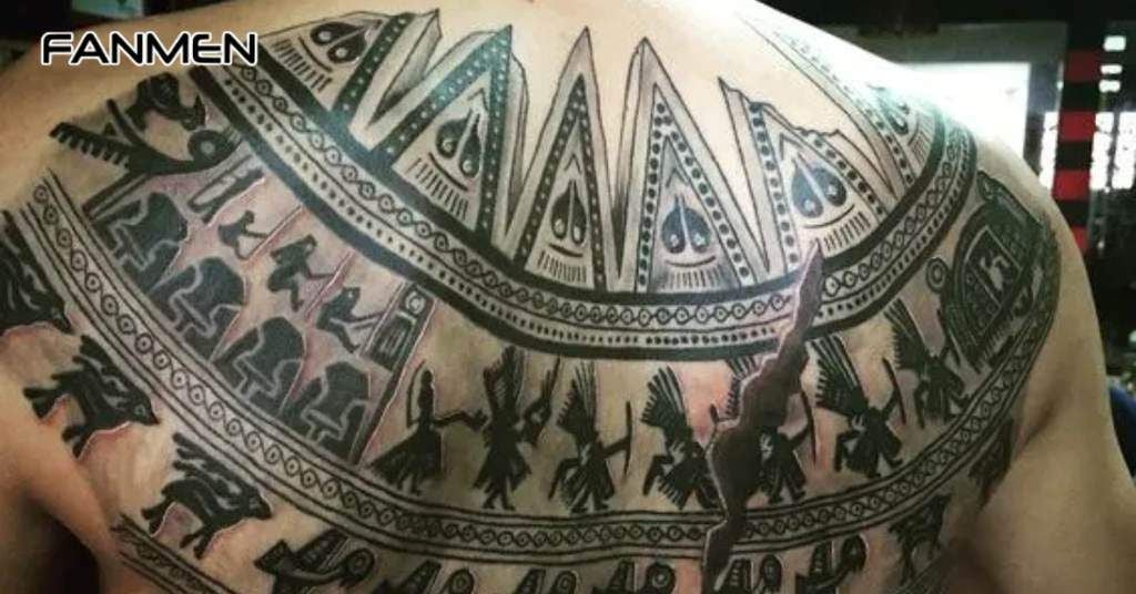 Hình xăm trống đồng Việt Nam ở lưng 5