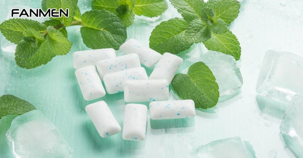 Nhai kẹo cao su không đường hoặc ngậm bạc hà