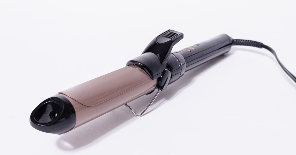 Tips Uốn Phồng Chân Tóc Nam Sành Điệu Dễ Làm Nhất Cho Chàng