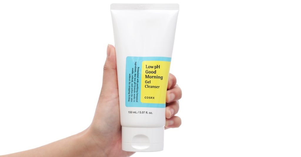 sữa rửa mặt trị mụn ẩn cho nam