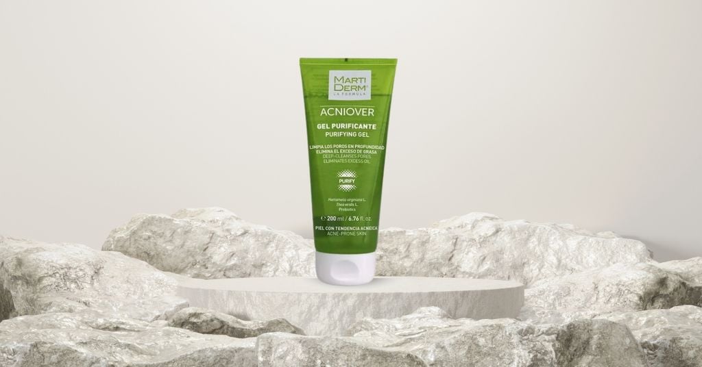 sữa rửa mặt trị mụn bọc cho nam