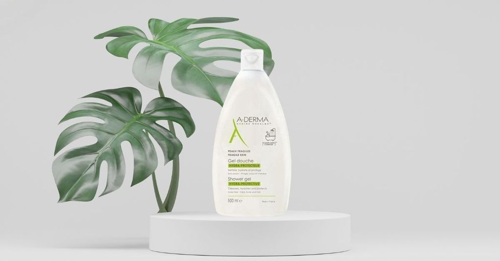 sữa tắm trị mụn lưng cho nam