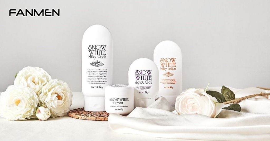 Sữa tắm trắng da Hàn Quốc Snow White Milky Pack