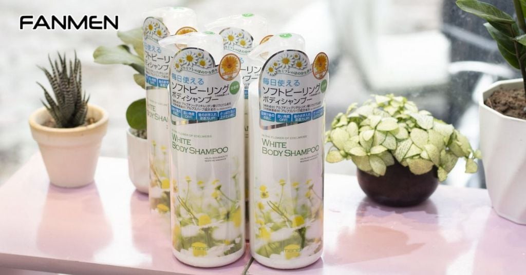 Sữa tắm trắng Manis White