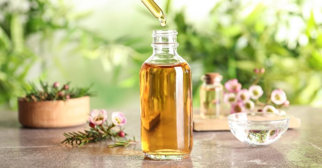 tinh dầu tràm trà