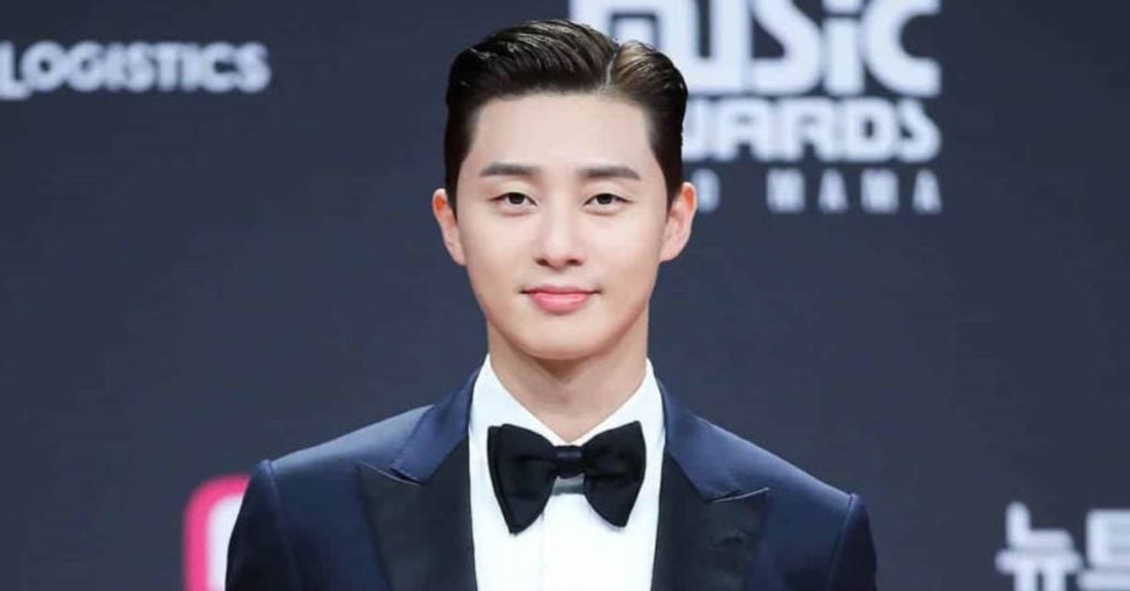 Kiểu tóc undercut vuốt ngược Việt Nam