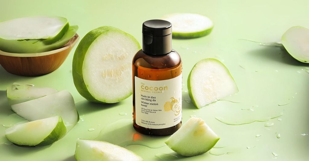 Toner cho da dầu mụn nam