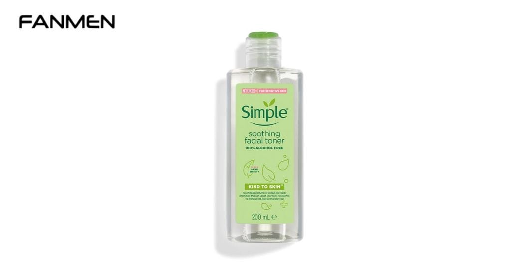 Toner dịu nhẹ cho da thường Simple Kind To Skin Soothing Facial