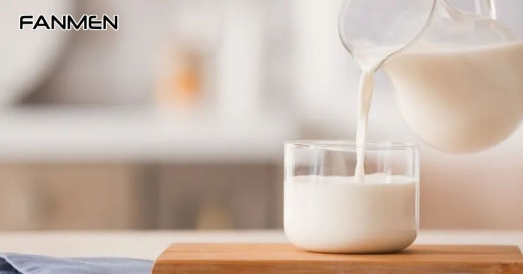 Trị thâm mụn nam với sữa tươi